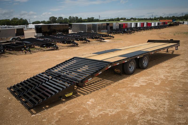 2021 Big Tex Trailers 22PH-20+5MR Pintle Equipment Trailer 2021 Big Tex Trailers 22PH-20+5MR Pintle Equipment Trailer