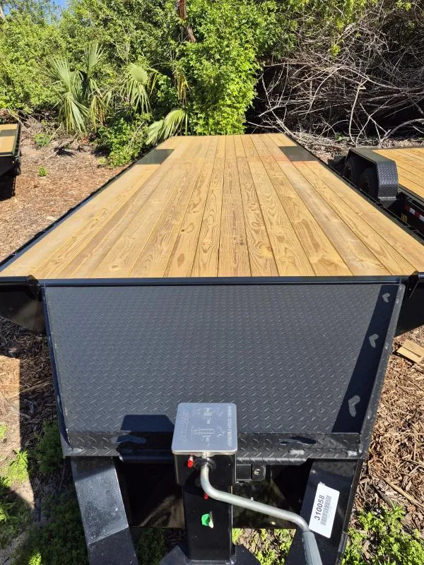 new Equipment / Flatbed Trailers Diamond C Trailers  for sale, in Tampa, FL Thumbnail 2