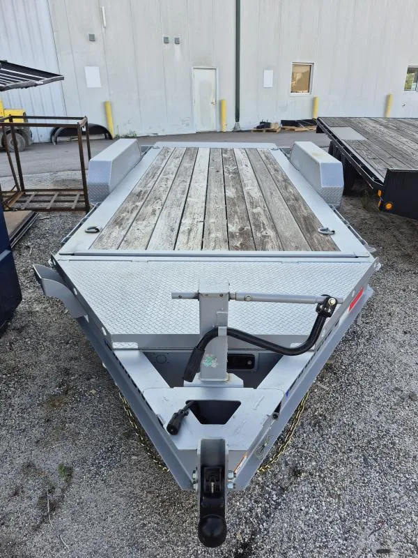 2024 Diamond C Trailers 16X82 HDT207 HYD DAMPENED TILT EQUIP