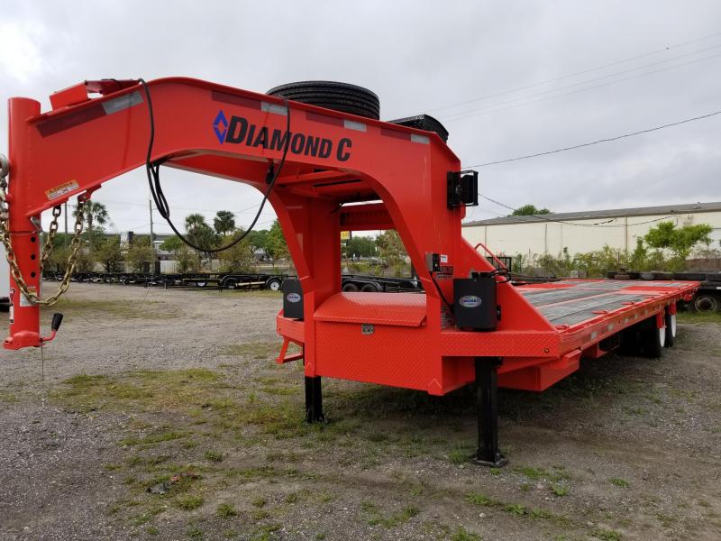 2020 Diamond C Trailers FMAX212-(32') Hydraulic Dove Tail Flatbed Trailer 2020 Diamond C Trailers FMAX212-(32') Hydraulic Dove Tail Flatbed Trailer