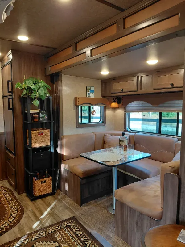 used Horse Trailers Lakota  for sale, in Williston, FL Thumbnail 5