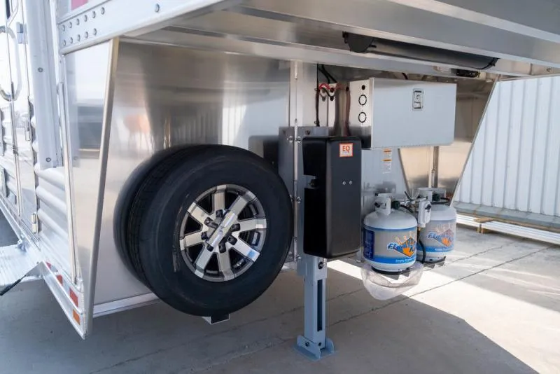 new Horse Trailers Elite Trailers  for sale, in Seguin, TX Thumbnail 8