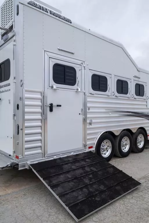 new Horse Trailers Elite Trailers  for sale, in Seguin, TX Thumbnail 15