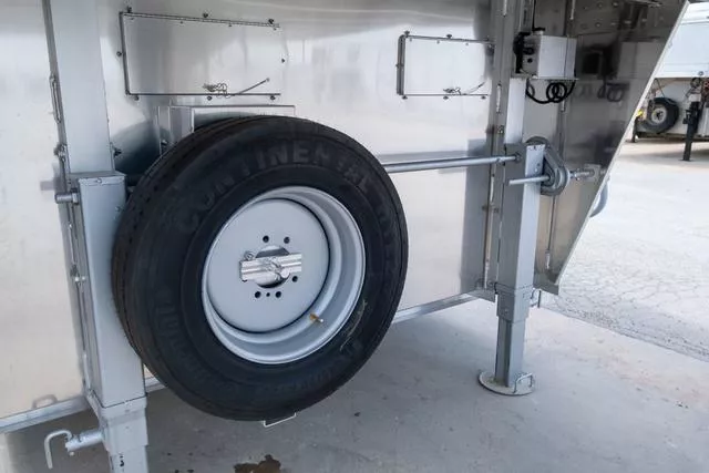 new Stock / Stock Combo Trailers Elite Trailers  for sale, in Seguin, TX Thumbnail 6