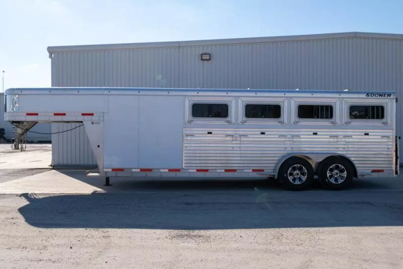 used Horse Trailers Sooner  for sale, in Seguin, TX Thumbnail 2