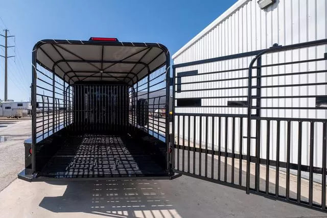 new Stock / Stock Combo Trailers Gooseneck  for sale, in Seguin, TX Thumbnail 11