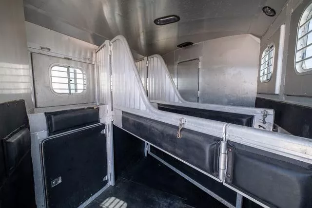 used Horse Trailers 4-Star Trailers  for sale, in Seguin, TX Thumbnail 15