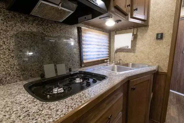 used Horse Trailers Lakota  for sale, in Seguin, TX Thumbnail 19