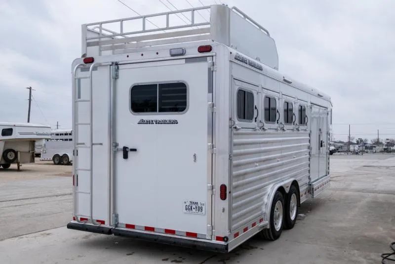 used Horse Trailers Elite Trailers  for sale, in Seguin, TX Thumbnail 4