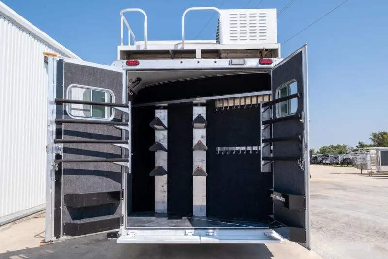 used Horse Trailers Elite Trailers  for sale, in Seguin, TX Thumbnail 17