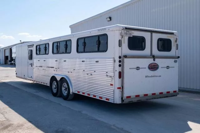 used Horse Trailers Sundowner Trailers  for sale, in Seguin, TX Thumbnail 3