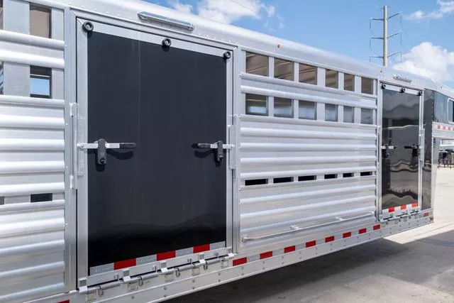 new Stock / Stock Combo Trailers Elite Trailers  for sale, in Seguin, TX Thumbnail 13