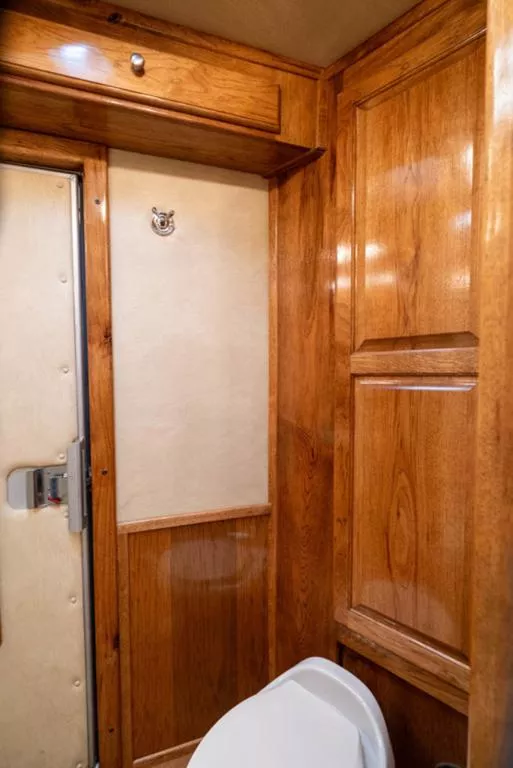 used Horse Trailers Platinum Coach  for sale, in Seguin, TX Thumbnail 29