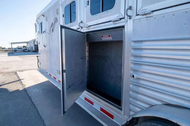 used Horse Trailers Platinum Coach  for sale, in Seguin, TX Thumbnail 16