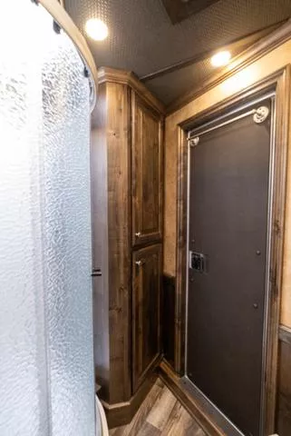 used Horse Trailers Cimarron Trailers  for sale, in Seguin, TX Thumbnail 16