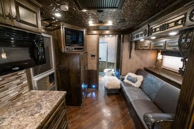 used Horse Trailers Cimarron Trailers  for sale, in Seguin, TX Thumbnail 17
