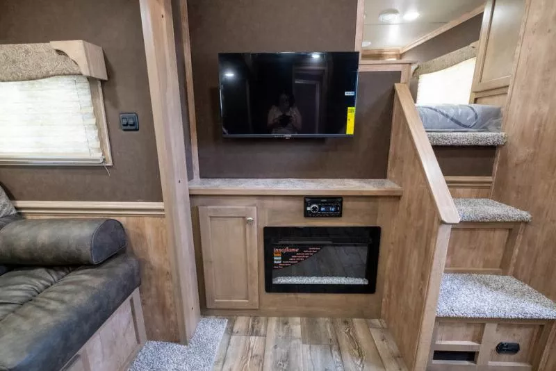 new Horse Trailers Merhow Trailers  for sale, in Seguin, TX Thumbnail 42