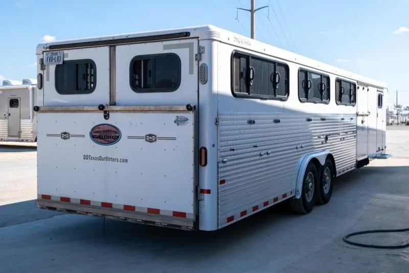used Horse Trailers Sundowner Trailers  for sale, in Seguin, TX Thumbnail 4