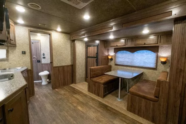 used Horse Trailers Lakota  for sale, in Seguin, TX Thumbnail 16