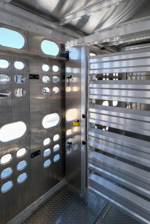 new Stock / Stock Combo Trailers EBY  for sale, in Seguin, TX Thumbnail 18