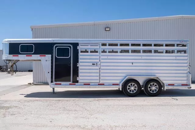 used Stock / Stock Combo Trailers Exiss Trailers  for sale, in Seguin, TX Thumbnail 2