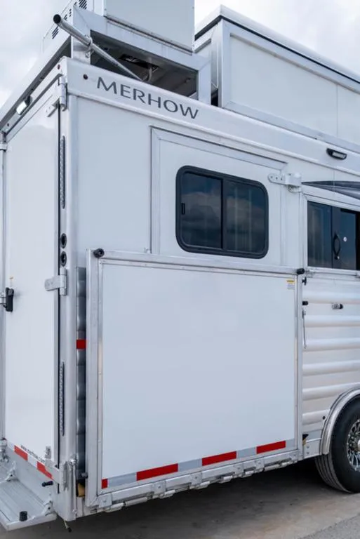 new Horse Trailers Merhow Trailers  for sale, in Seguin, TX Thumbnail 16