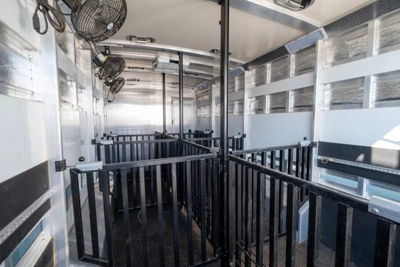 used Horse Trailers Cimarron Trailers  for sale, in Seguin, TX Thumbnail 34