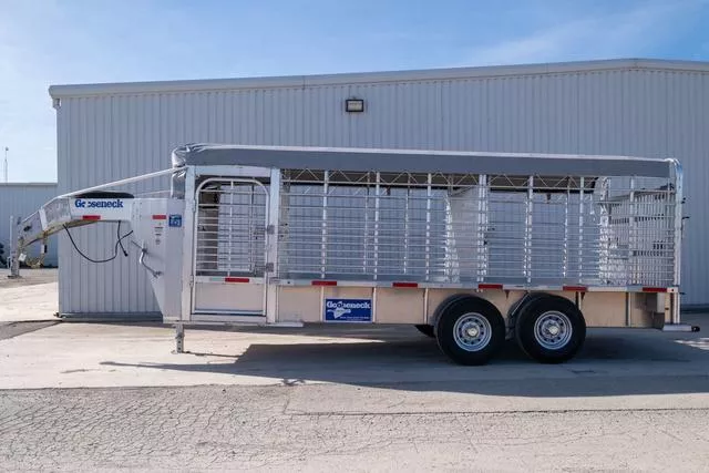 new Stock / Stock Combo Trailers Gooseneck  for sale, in Seguin, TX Thumbnail 2