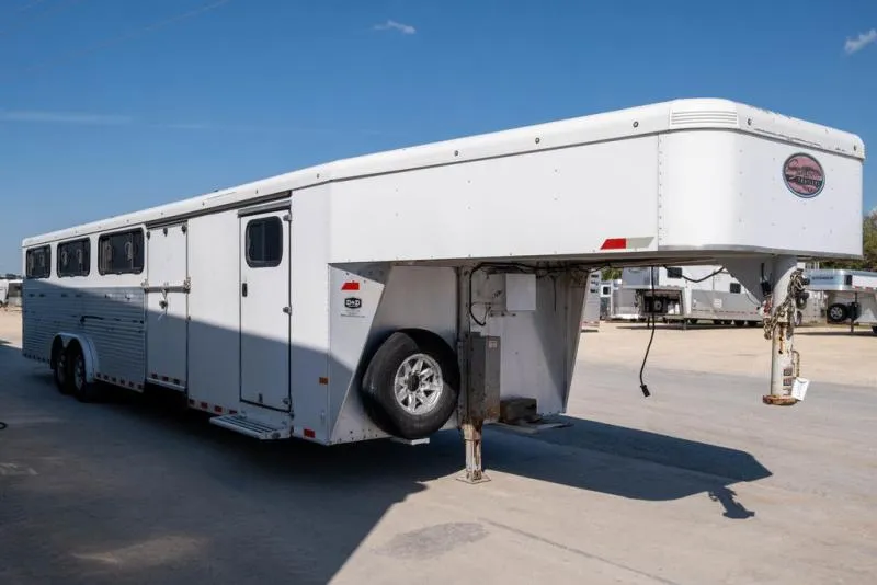 used Horse Trailers Sundowner Trailers  for sale, in Seguin, TX Thumbnail 5