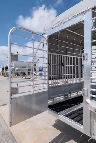 new Stock / Stock Combo Trailers Gooseneck  for sale, in Seguin, TX Thumbnail 7