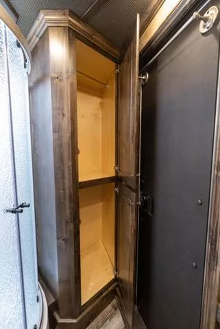 used Horse Trailers Cimarron Trailers  for sale, in Seguin, TX Thumbnail 19