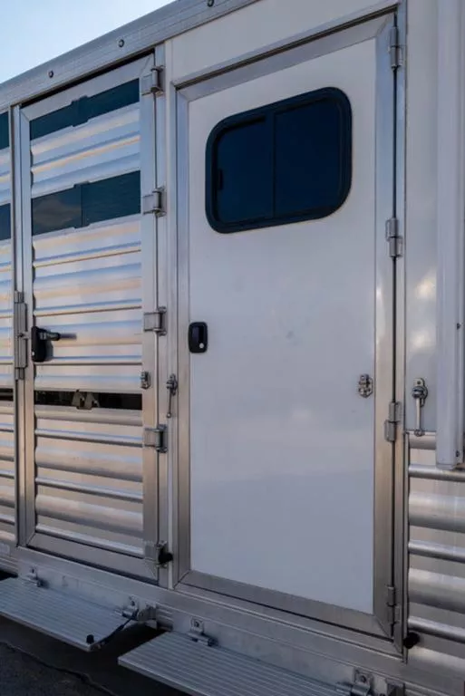 used Horse Trailers Cimarron Trailers  for sale, in Seguin, TX Thumbnail 22