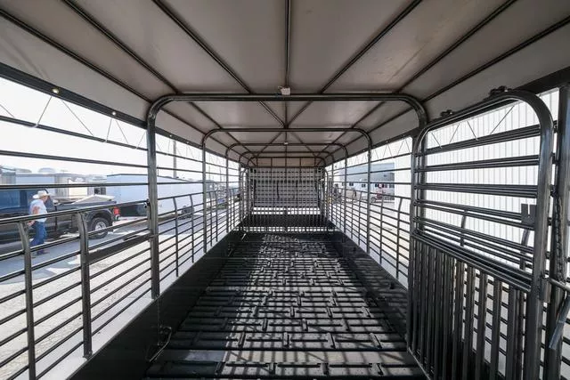 new Stock / Stock Combo Trailers Gooseneck  for sale, in Seguin, TX Thumbnail 15