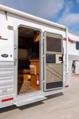 used Horse Trailers Platinum Coach  for sale, in Seguin, TX Thumbnail 21