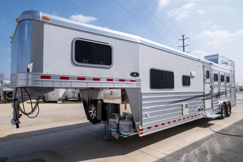 new Horse Trailers Elite Trailers  for sale, in Seguin, TX Thumbnail 7