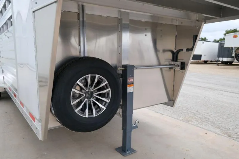 new Stock / Stock Combo Trailers Exiss Trailers  for sale, in Seguin, TX Thumbnail 6