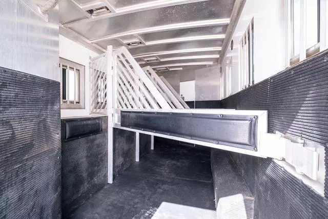 used Horse Trailers Bloomer  for sale, in Seguin, TX Thumbnail 14