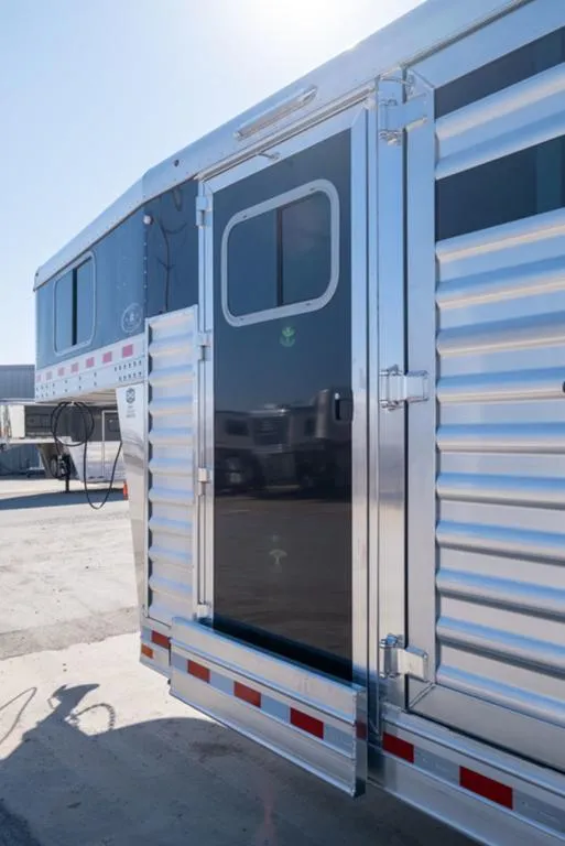 new Horse Trailers Elite Trailers  for sale, in Seguin, TX Thumbnail 19