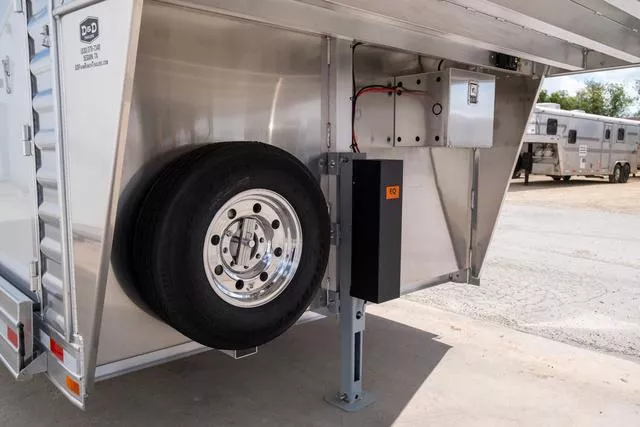 new Horse Trailers Elite Trailers  for sale, in Seguin, TX Thumbnail 6