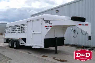 2022 Big Bend Trailers 20 Ft Slant Deluxe Tack Stock Trailer