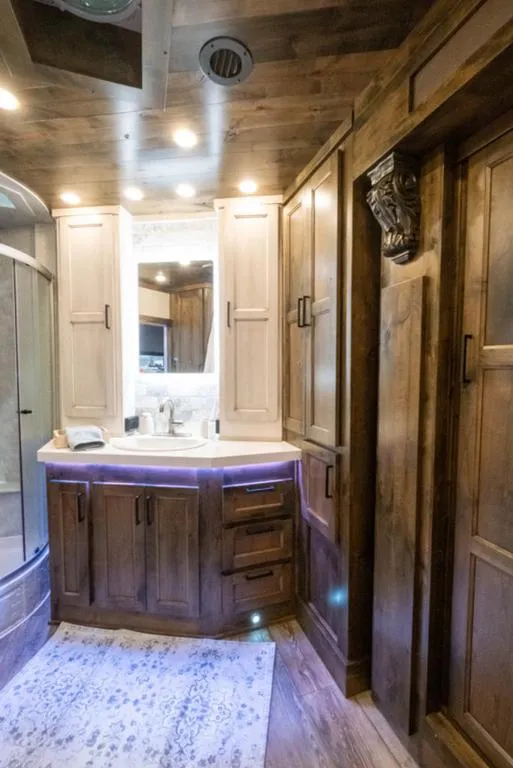 new Horse Trailers Elite Trailers  for sale, in Seguin, TX Thumbnail 36