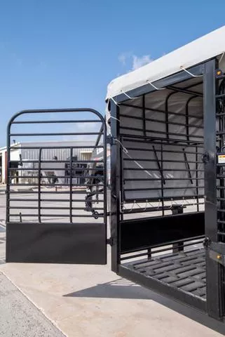 new Stock / Stock Combo Trailers Gooseneck  for sale, in Seguin, TX Thumbnail 7