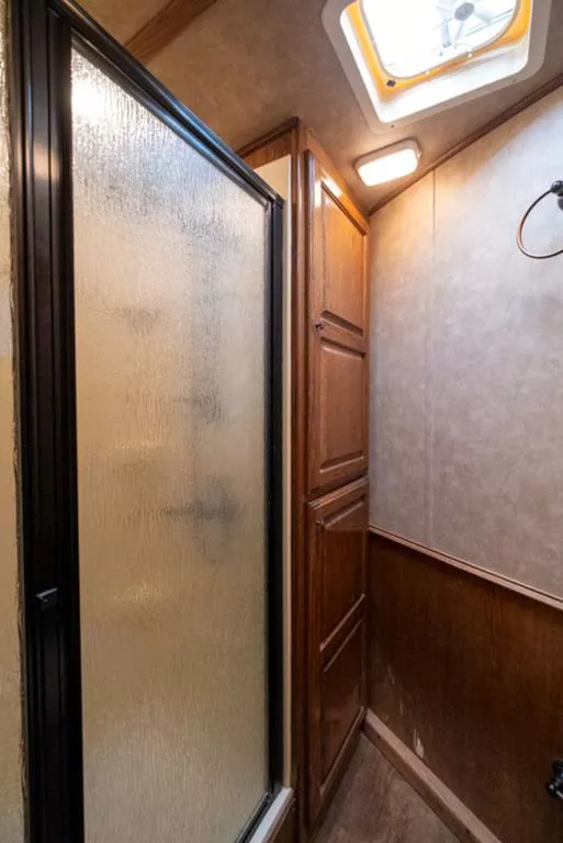 used Horse Trailers Platinum Coach  for sale, in Seguin, TX Thumbnail 10