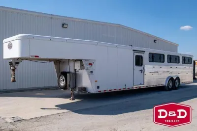 2018 Sundowner Trailers 32 Ft 12 Pen Low Pro Trailer