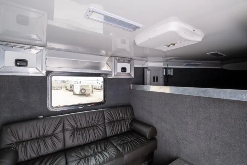 used Horse Trailers Cimarron Trailers  for sale, in Seguin, TX Thumbnail 10