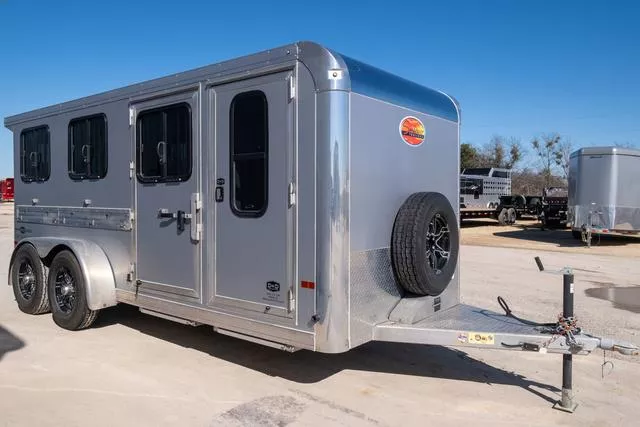 used Horse Trailers Sundowner Trailers  for sale, in Seguin, TX Thumbnail 7