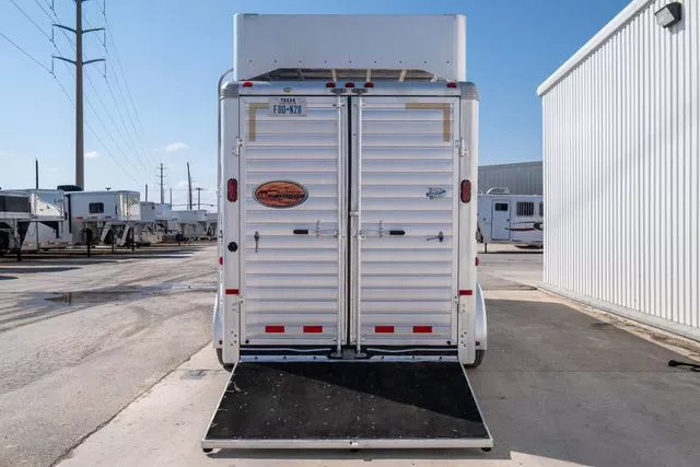 used Horse Trailers Sundowner Trailers  for sale, in Seguin, TX Thumbnail 16