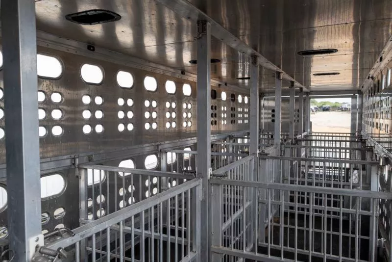 used Horse Trailers EBY  for sale, in Seguin, TX Thumbnail 17