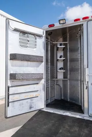 used Horse Trailers 4-Star Trailers  for sale, in Seguin, TX Thumbnail 13