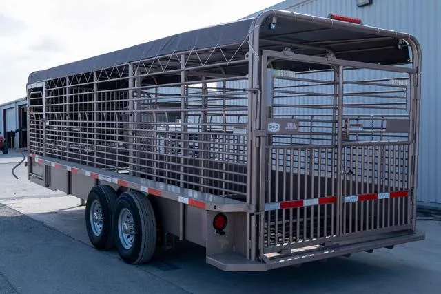 new Stock / Stock Combo Trailers Gooseneck  for sale, in Seguin, TX Thumbnail 3